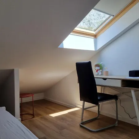 Geek Apartman