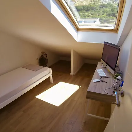 Geek Apartment *
